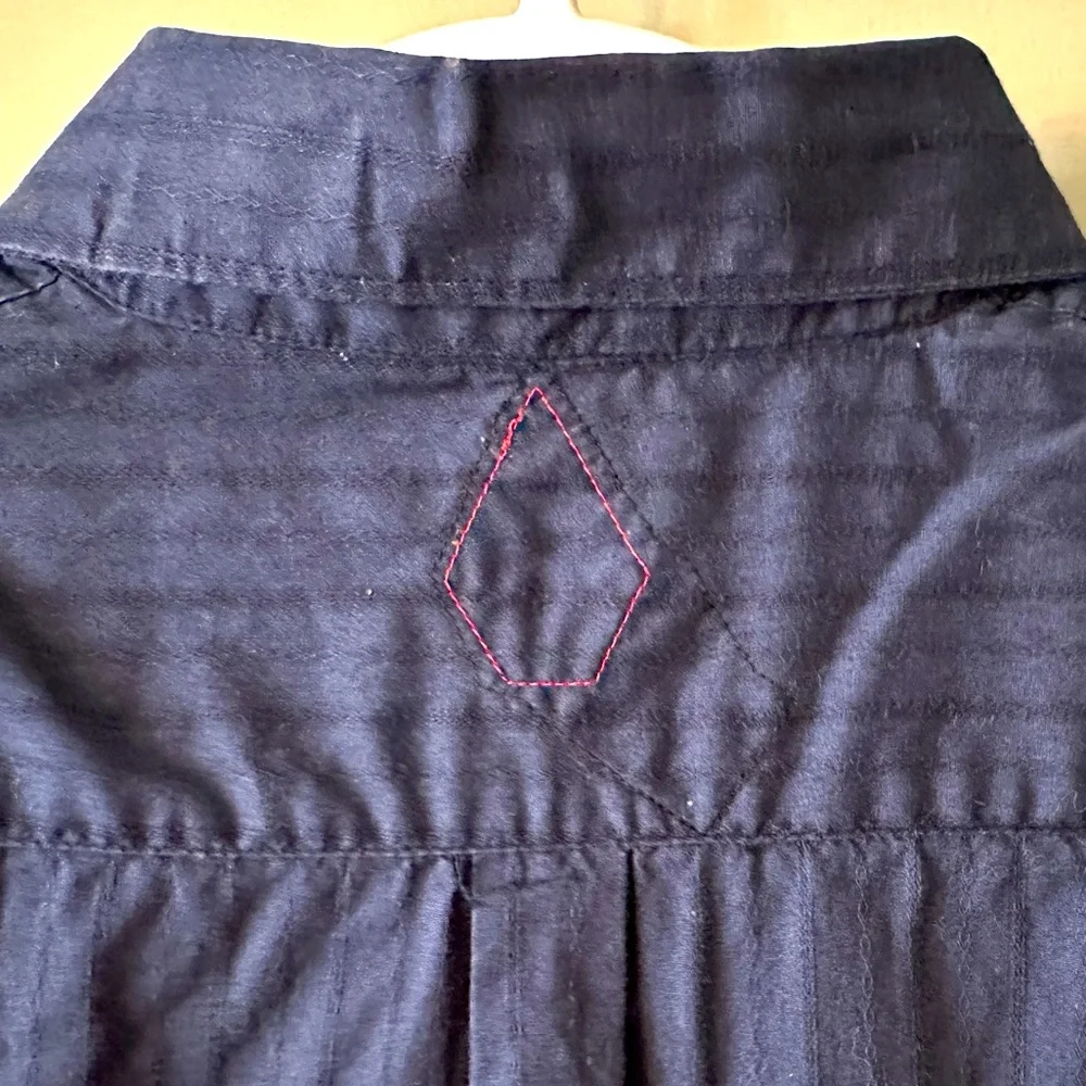 VOLCOM - Picture 6 of 6